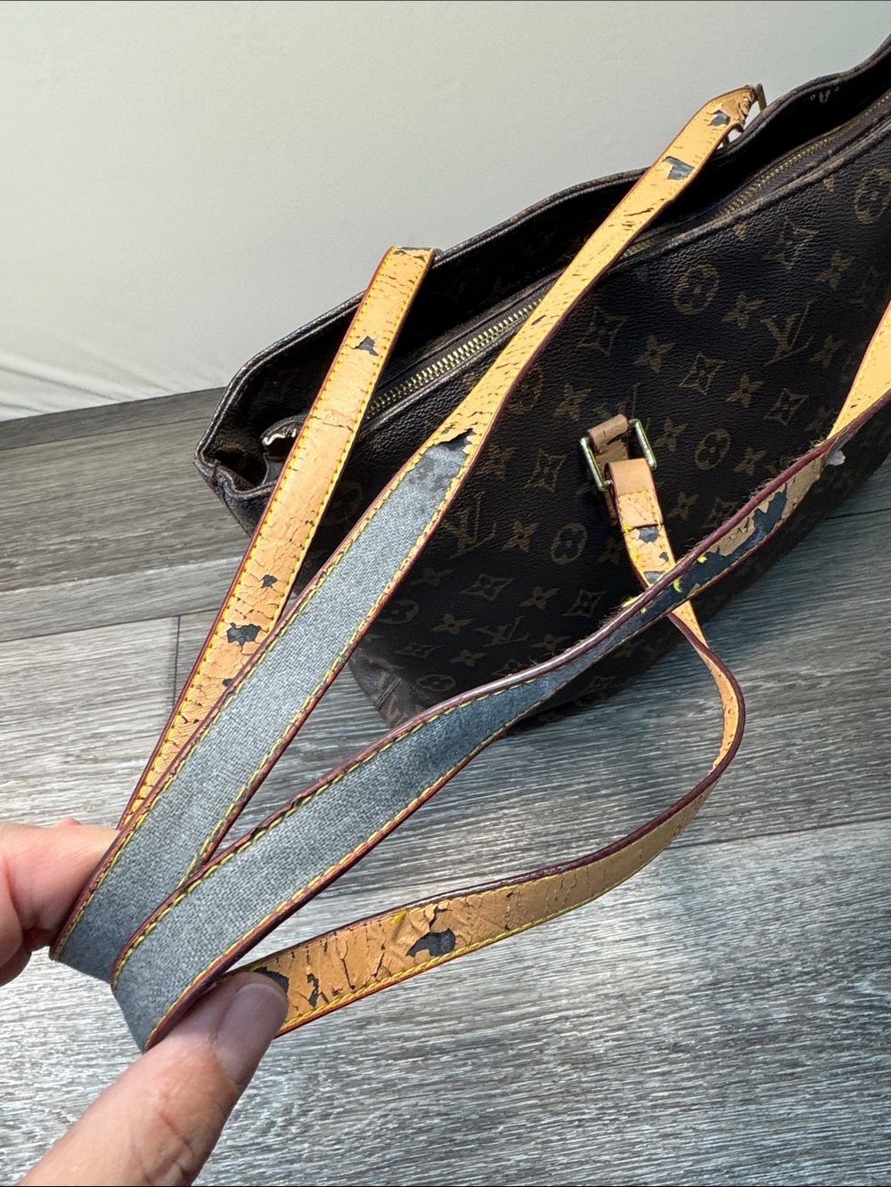 Louis Vuitton Monogram Canvas Tote in Brown with Tan Straps - Picture 6 of 12